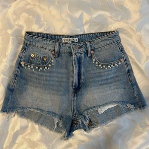 Pearl denim shorts